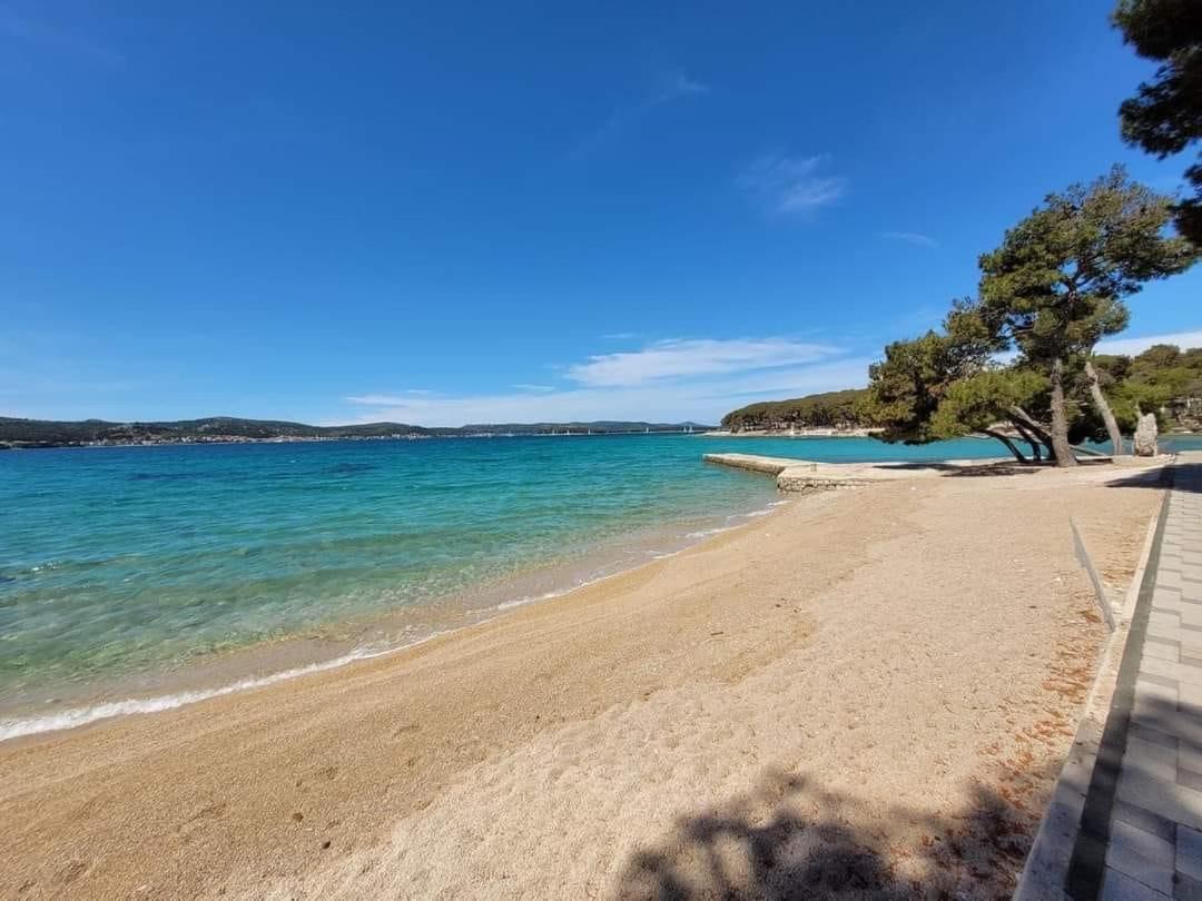 Mobile Homes Malu Biograd Na Moru Exterior foto