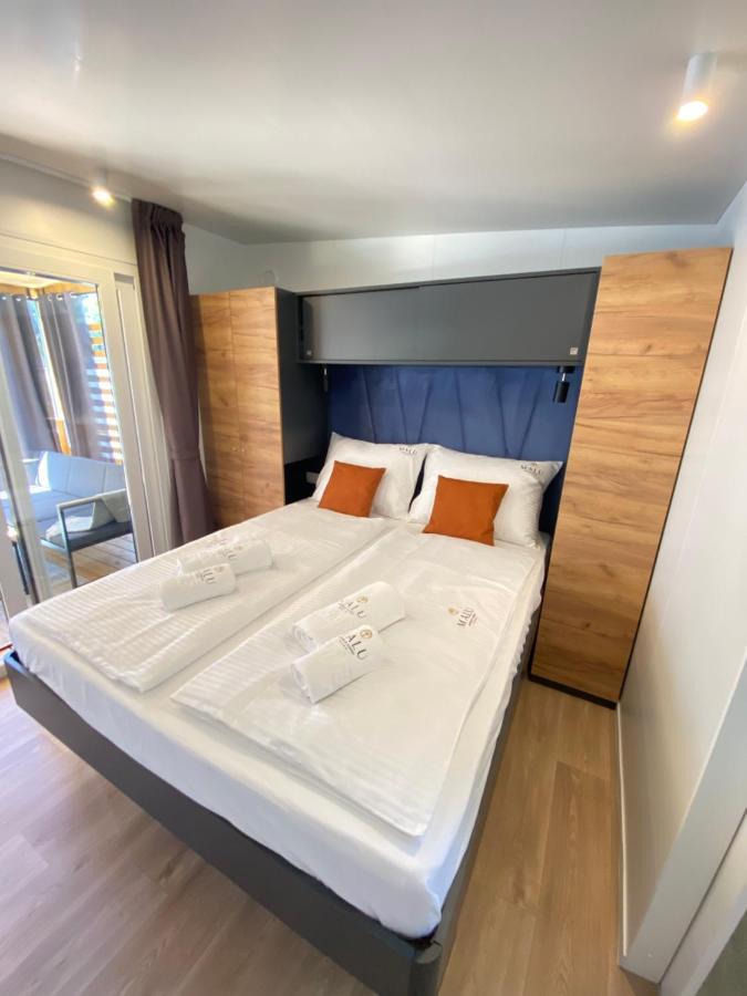 Mobile Homes Malu Biograd Na Moru Exterior foto