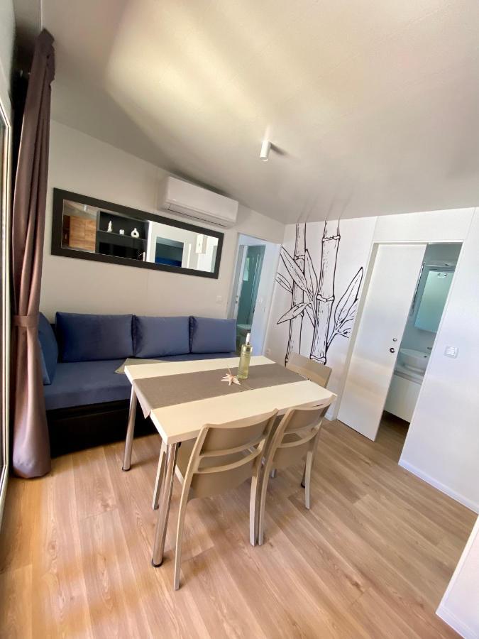 Mobile Homes Malu Biograd Na Moru Exterior foto