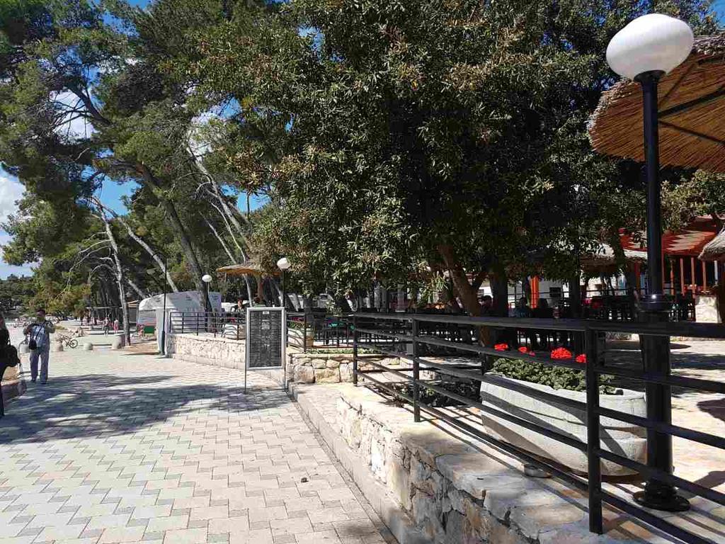 Mobile Homes Malu Biograd Na Moru Exterior foto